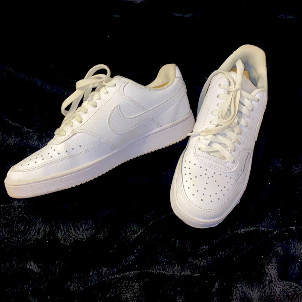 Nike court vision low